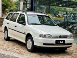 Achamos uma VW Parati 1.0 16V 1998 quase 0 km  venda por R$ 89 mil